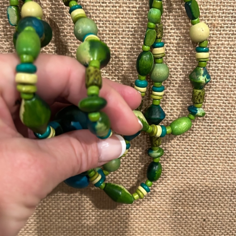 Chunky wooden bead necklace green blue #boho #indie necklace. 3-strand. Vintage - Picture 3 of 4